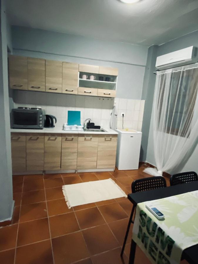 Alex2 Apartment Афитос Екстериор снимка